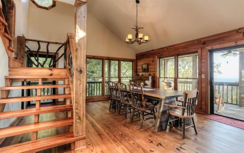Wine Down Cottage - Mountain Views Sip Wine Fireside Watch Netflix Play Golf, Jasper (fotografie 6)