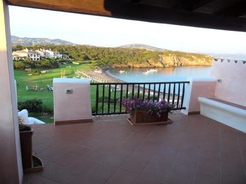 I Delfini di Cala del Faro - image 7
