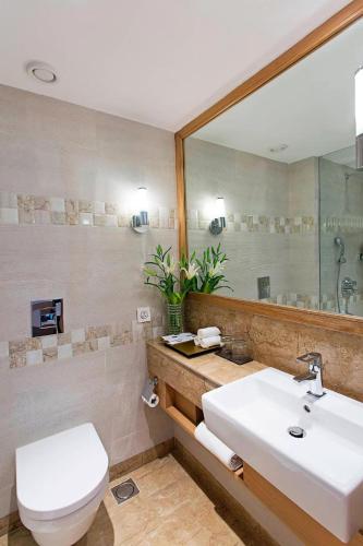 Fairfield by Marriott Lucknow, Лакхнау (фото 5)