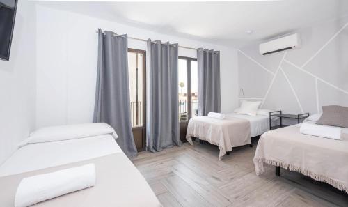 Hostal Costa - image 3