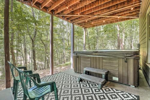 Stars Align Cottage - Relaxing Hot Tub Comfy Outdoor Seating More - image 4
