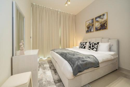 Stylish Comfort Modern 1BR Apt Prime Location JVC, Dubai (Foto 4)