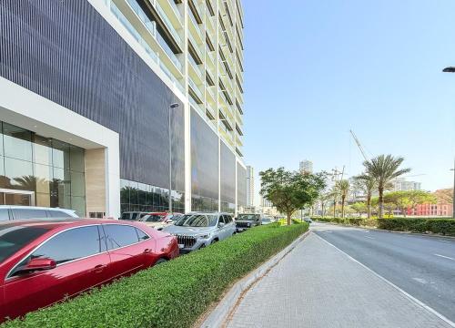 Stylish Comfort Modern 1BR Apt Prime Location JVC, Dubai (Foto 8)