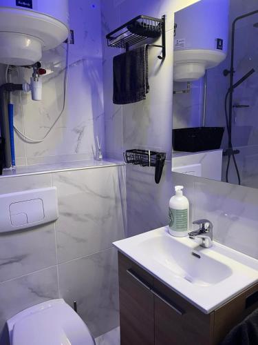 Design Studio Brussels Madou, Brussels (photo 6)
