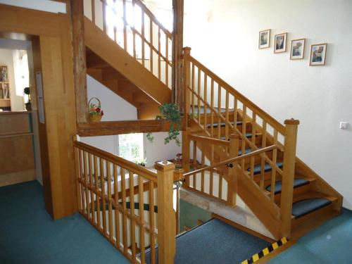 Hotel Garni St. Marien – Naumburg, CT