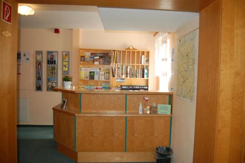 Hotel Garni St. Marien – Naumburg, CT