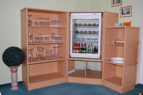 Hotel Garni St. Marien – Naumburg, CT