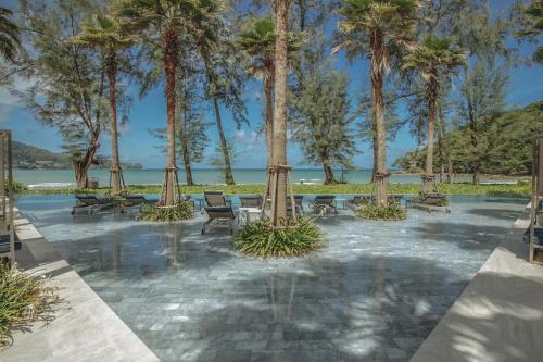 Zwembad, Twinpalms MontAzure Phuket near Laem Singh Beach