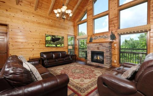 Treetop Tranquility in Sevierville, USA
