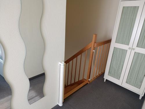 One-Bedroom Apartment with Lake View image 5