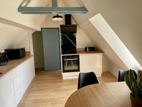 Charmant appartement 2 chambres entierement renove avec parking au calme tout en etant a deux pas de in Orthez