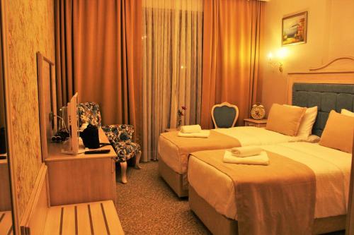 Vendome Hotel - image 4