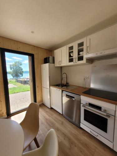 кухня, Maison bord du Lac des Settons in Montsauche-les-Settons