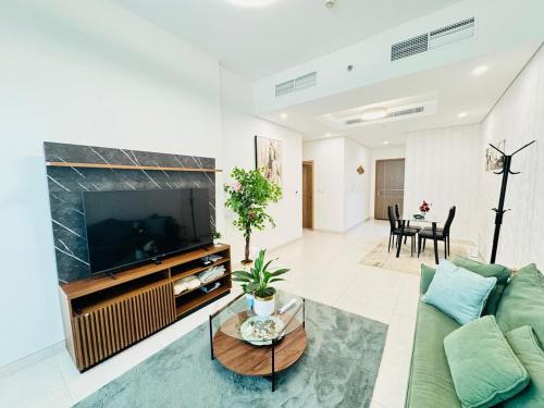 Luxury 1BR The Bay Scenic Canal Creek Outlook, Dubaï (photo 7)