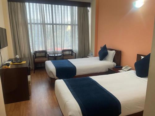 Standard Double or Twin Room image 3