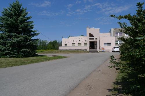 A szálláshely kívülről, Feyena Guesthouse in Turisalu