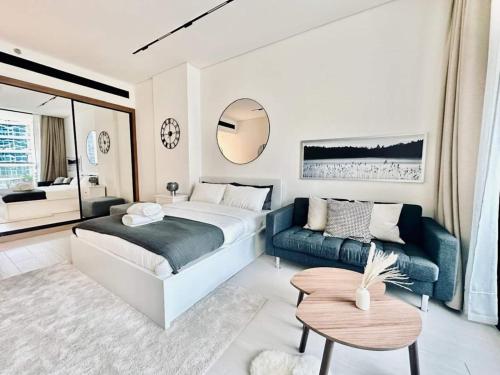 Chic Studio With Alfresco Jacuzzi Parking Gym!, Dubái (foto 2)