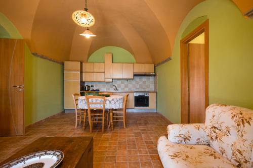 Country House Abate Pool, Ac, Wifi, Potenza in Trivinjo