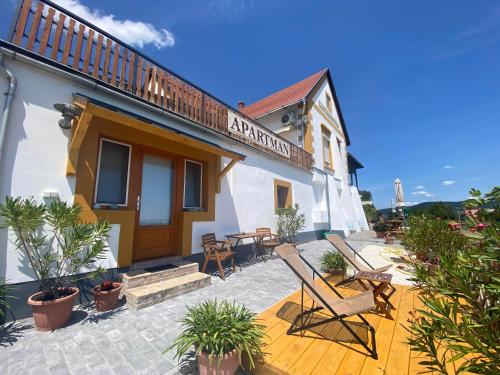 Exterior view, Bacchus Apartman - Borbarlang, Badacsony in Badacsonytomaj