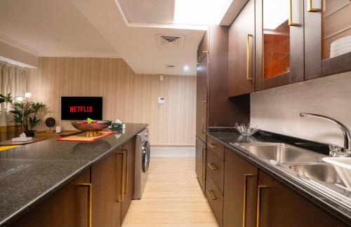 Stylish Studio Steps from Burj Khalifa Fountains, Dubaj (zdjęcie 5)
