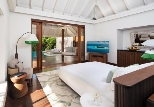 Beach Pool Villa image 2