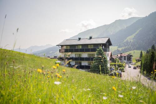 Kilátás, Lichterberg - Sommer-Bergbahnticket inklusive in Hirschegg (Vorarlberg)