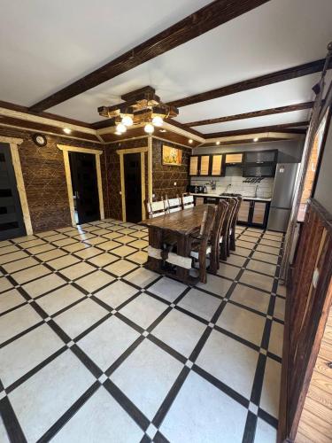 Кольорові подорожі 2 in 斯拉夫西克