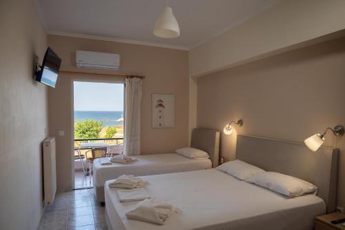 Apartment with Sea View (3 Adults) image 5