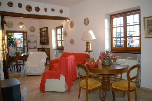 共用Lounge/電視區, 奧爾內拉小屋別墅 (Chalet Villa Ornella) in 熱那亞城中心
