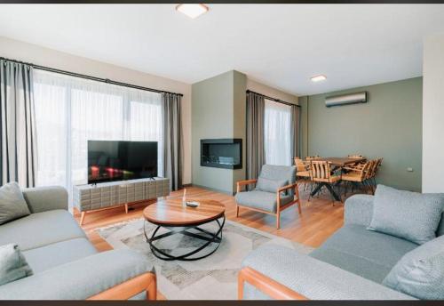 Luxury Villas in Bengisu