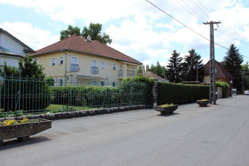  Otto Apartment, Pension in Harkány bei Pécs