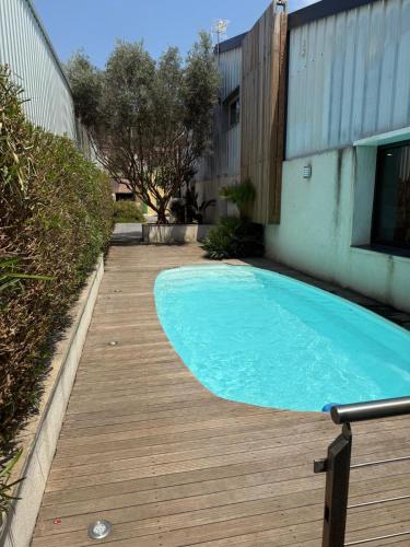 Atypical loft with private pool in Le Lavandou City Center