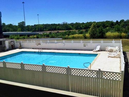 Motel 6-Troy OH - image 2