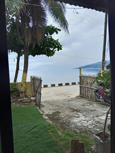 Oceanfront Guest House near Muelle Pier