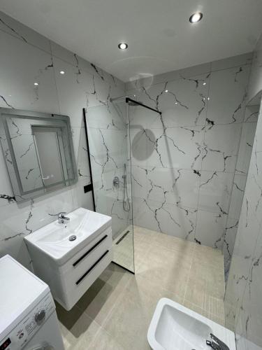 Onda Apartments - image 2