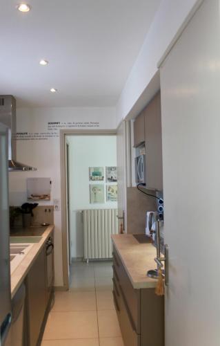 Cocina, La Maison Blanche in Arles Suburbs