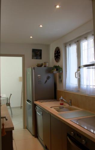 Cocina, La Maison Blanche in Arles Suburbs