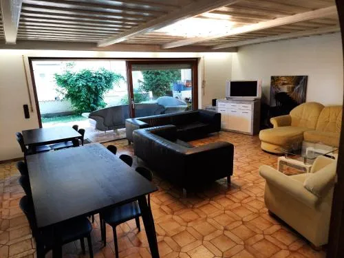 XXL apartment, 10 beds, 4 sleep-rooms, 140qm, 2 WC, 2 shower && in Bruckmühl, Deutschland
