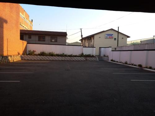 Garden, Palace Lodge Sea Cow Lake in Newlands West