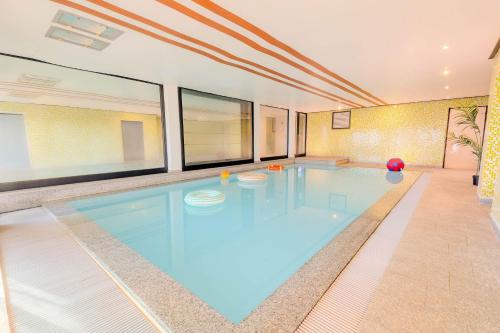 Villa Panoramica Pool & Sauna in Weitersburg