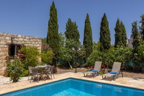 Simeon Estate - image 12