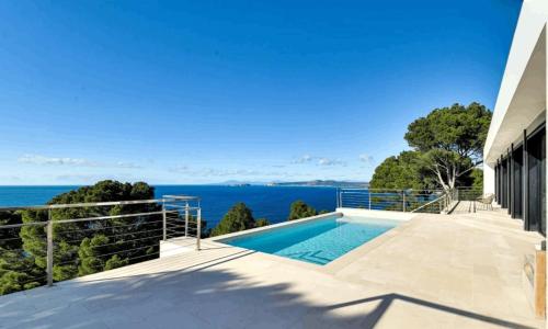 Villa Serene Skies 1,9 km von Carrer de Venus entfernt