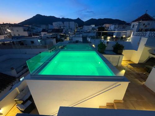 House in the Old Town of Marbella with Private Pool and Free Parking, Marbella