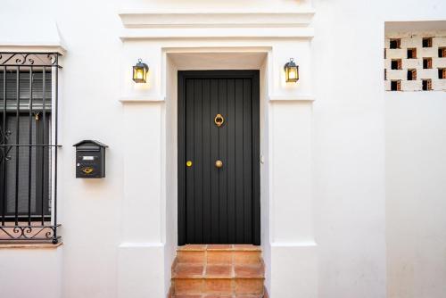 House in the Old Town of Marbella with Private Pool and Free Parking, Marbella (Foto 8)