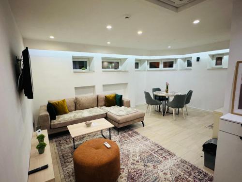 The white shell Apartment - Old Town apartment