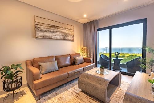 One-Bedroom Apartment with Balcony image 10