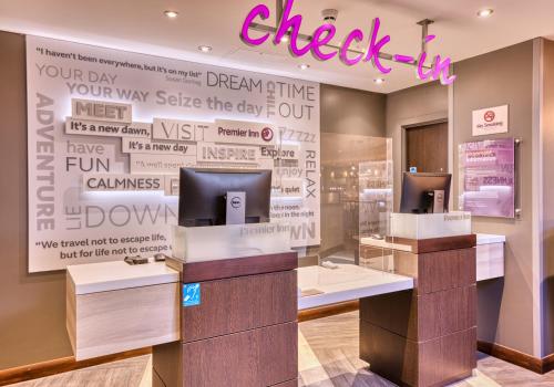 Premier Inn Dublin City Temple Bar - image 2