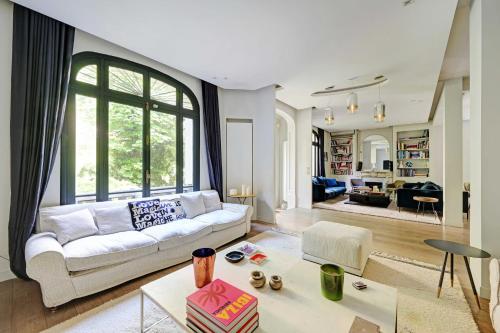 Mansion with swimming pool - 5BD/10P - Neuilly - image 13