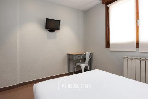 Hotel Playa Poniente - image 11