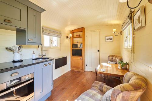 Host & Stay - Guards Van, Wooler (Foto 3)